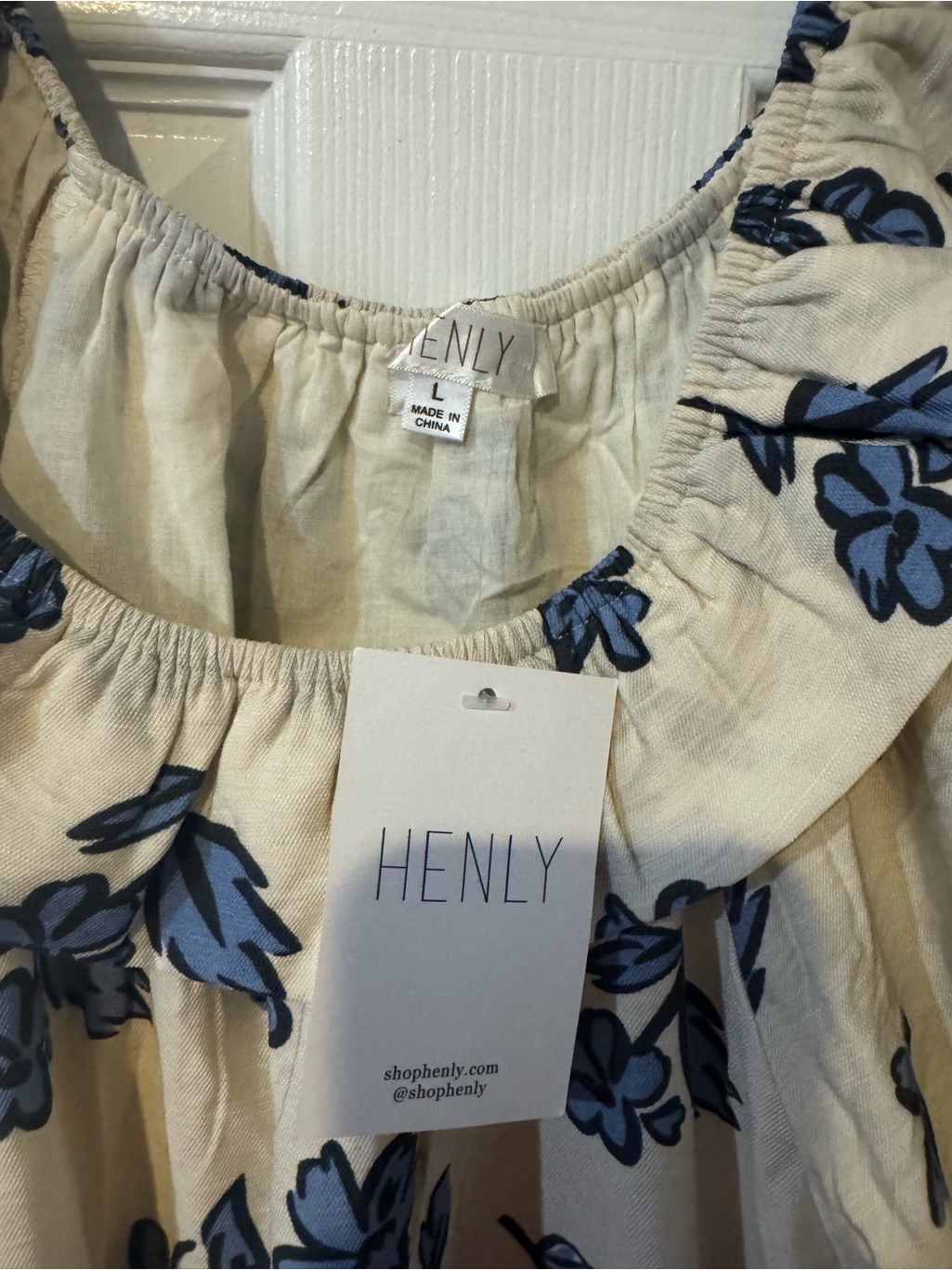 Nwt Floral Blue And White Maxi Dress — image 5 of 6